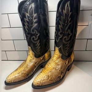 Tony Lama Black and Yellow Cowboy boots